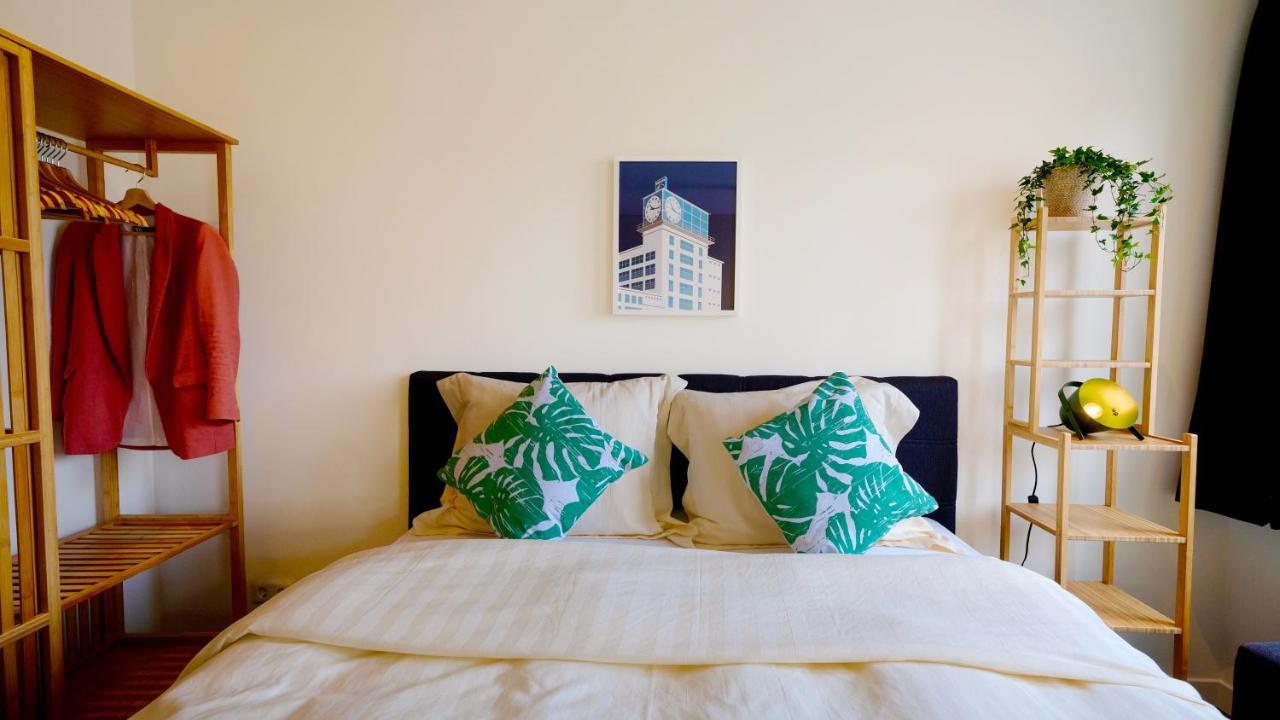 דירות איינדהובן Sunny 45M2 Penthouse With Balcony And Terrace - R65C מראה חיצוני תמונה
