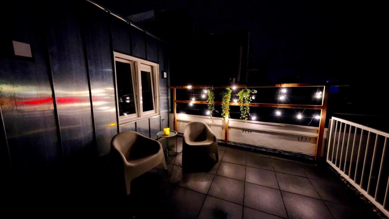 דירות איינדהובן Sunny 45M2 Penthouse With Balcony And Terrace - R65C מראה חיצוני תמונה